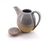 Theepot met kiezel glans glazuur op roodbakkende steengoedklei