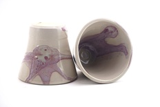 Set van twee kopjes Annabel in wit en rose glazuur